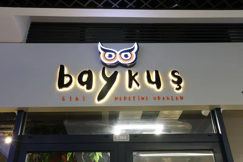 Baykuş Kafe Kütüphane’den bir kare